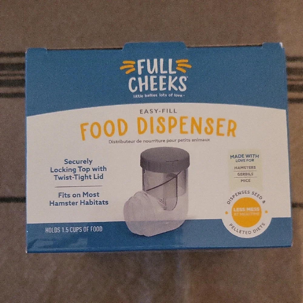 Full Cheeks Food Dispenser for Small Animals